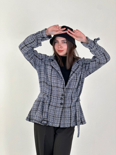 ترنچ کت یقه انگلیسی